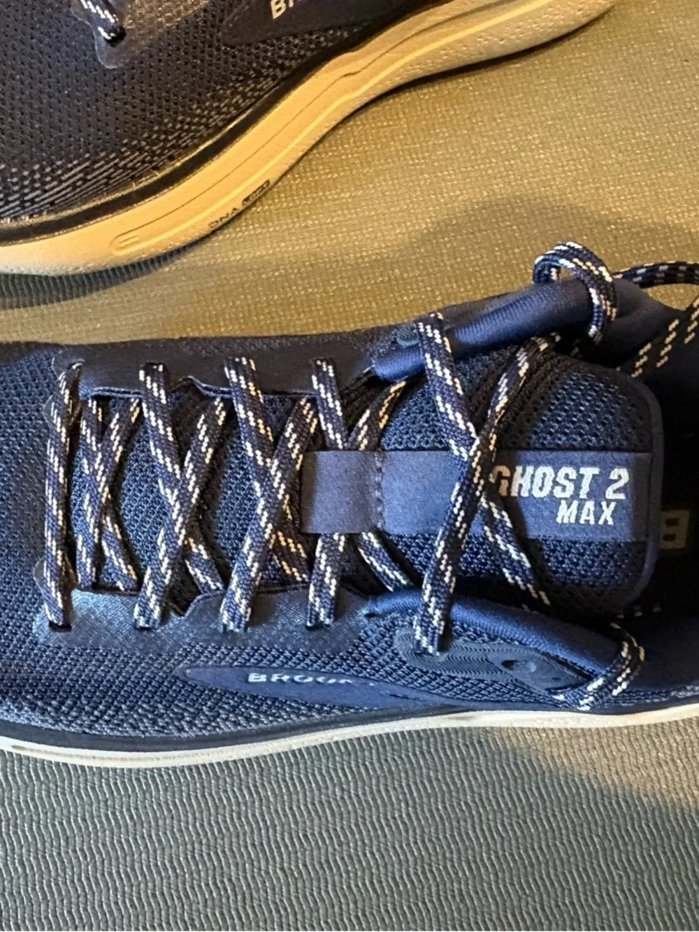 Brooks Men's Ghost Max 2 Running Shoes in Navy with White Accents - Picture 2 of 6